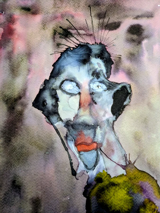 Un visage allongé aux lèvres orangées se dissout dans des lavis gris, rose et vert.